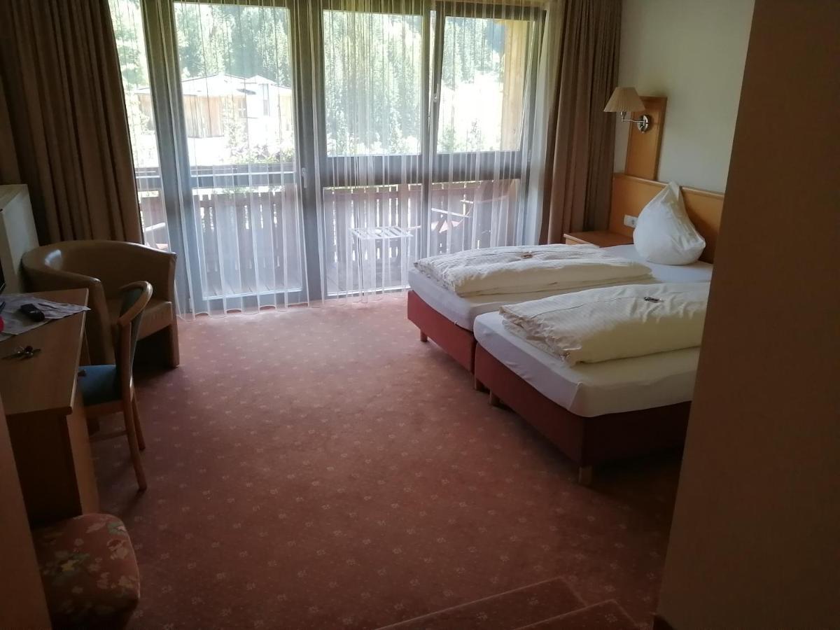 Hotel Haus Anni Bad Kleinkirchheim Zewnętrze zdjęcie