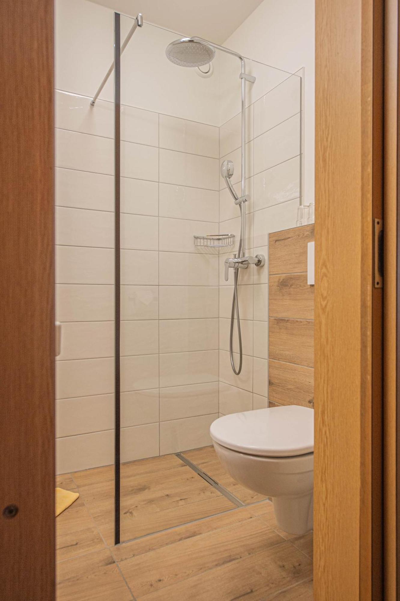 Hotel Haus Anni Bad Kleinkirchheim Zewnętrze zdjęcie
