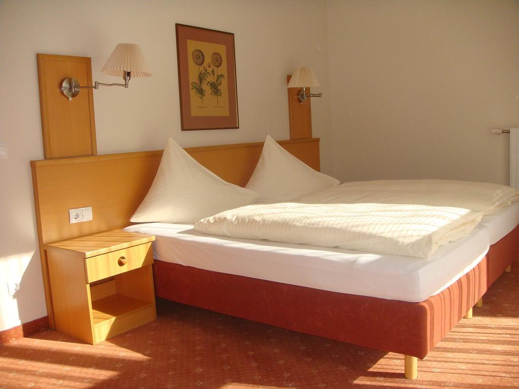 Hotel Haus Anni Bad Kleinkirchheim Pokój zdjęcie